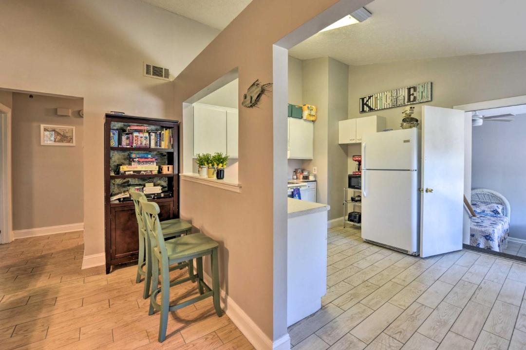 Photo of Kitchen in Whitemarsh Island