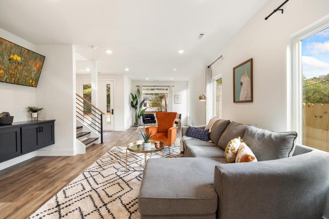 Photo of Livingroom in Fayetteville