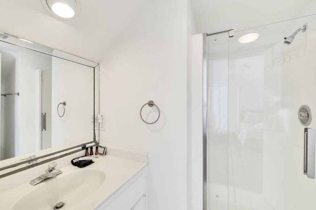 Photo of Bathroom in South Beach