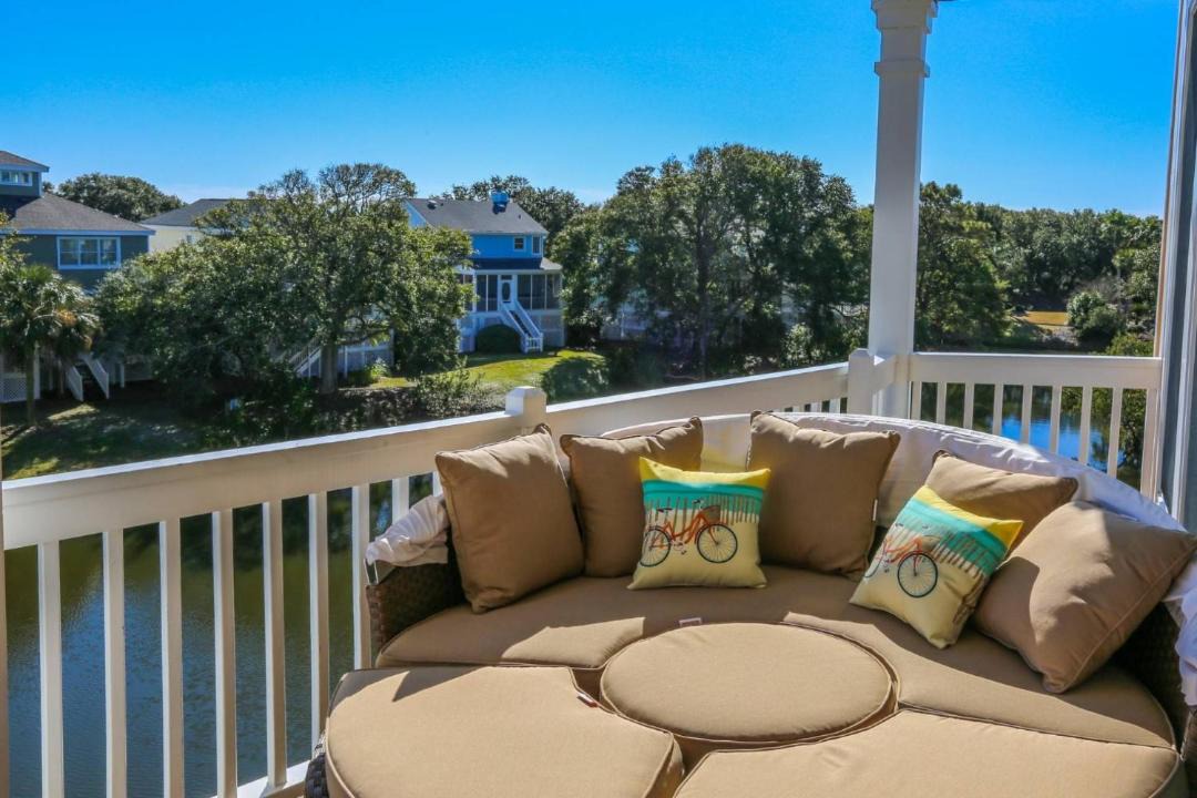 Photo of Patio Balcony in Pelican Bay