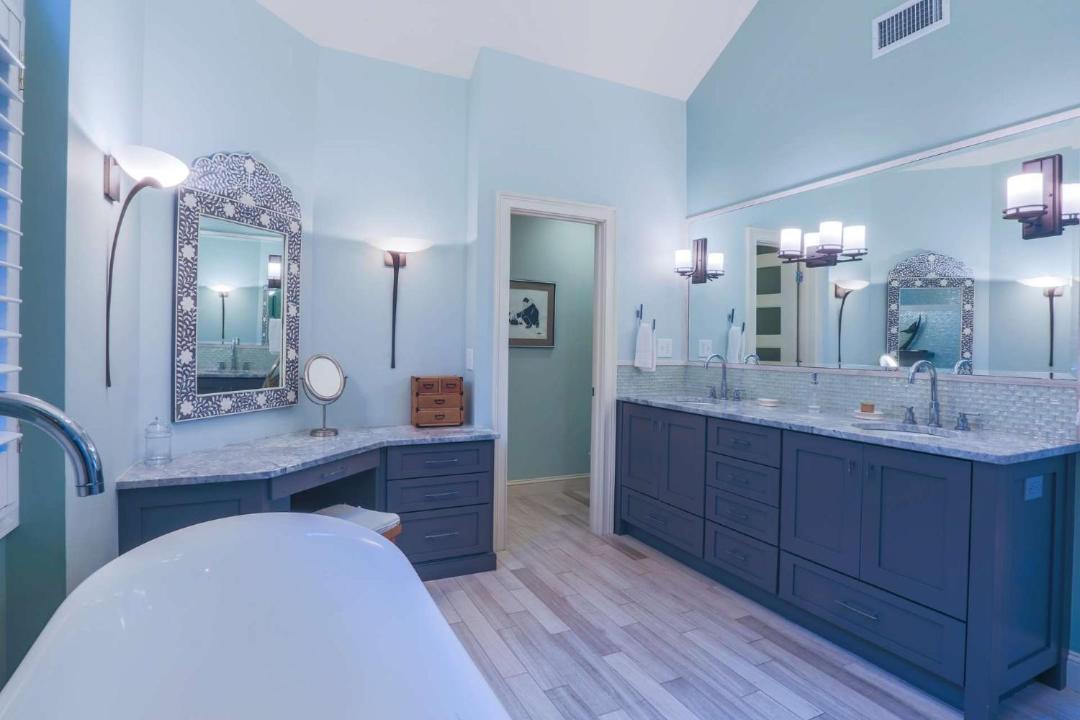 Photo of Bathroom in West Beach