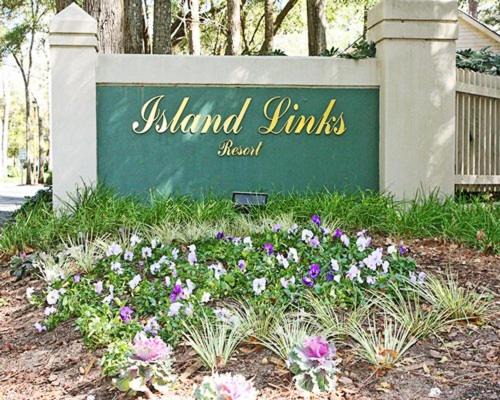 Photo of Buildings in Palmetto Dunes