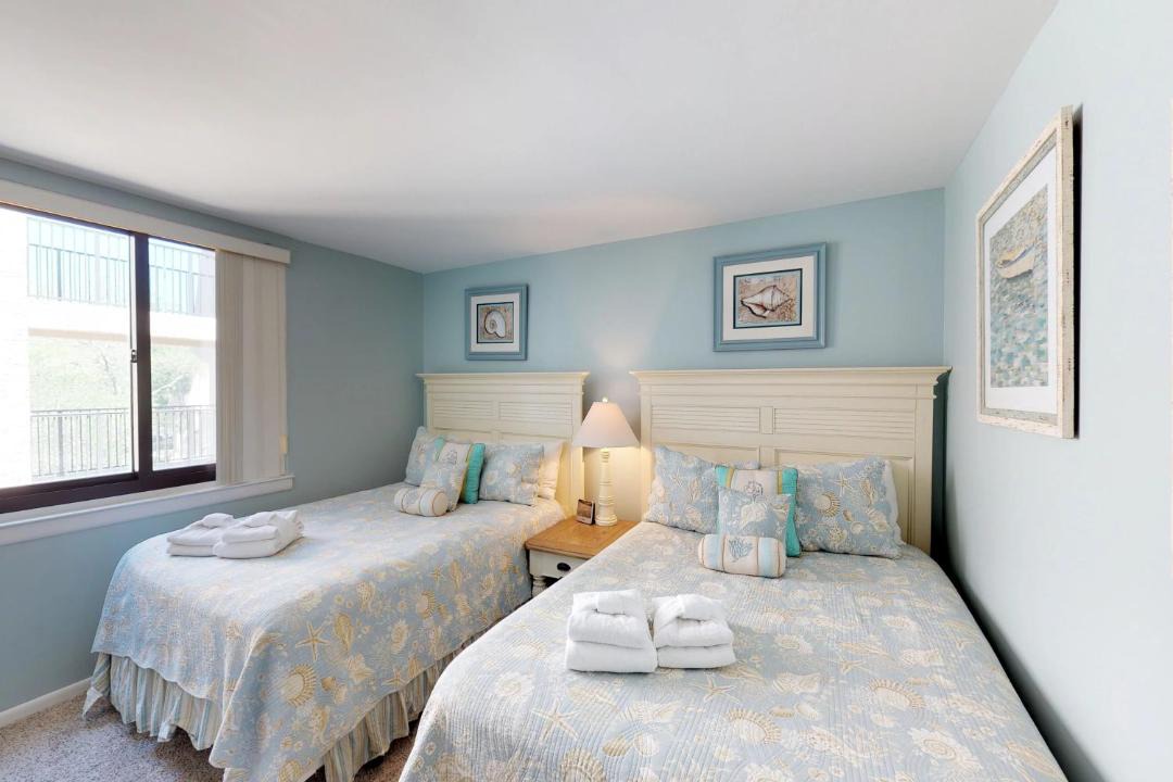 Photo of Bedroom in Folly Field