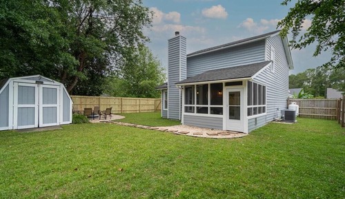 House, Multiple Beds (The Costal Haven - 5 Min Beach, 15 Mi)