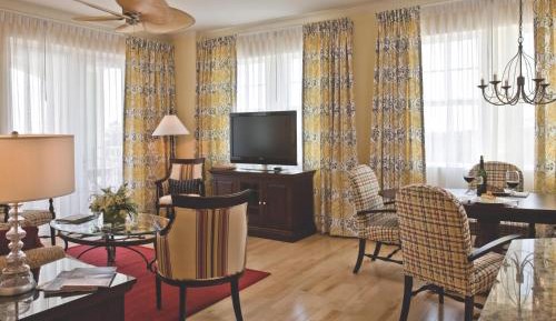 Classic Two-Bedroom Residence