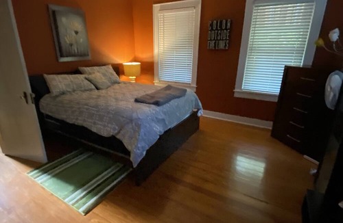 Marshall House | OASIS Retreat, Corporate Stays, Trial Lawyers, Large Family Gatherings