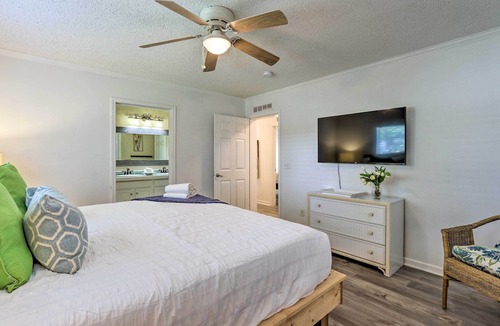 Olde Town Cottage | Patio & Gas Grill: Charming Bluffton Escape!