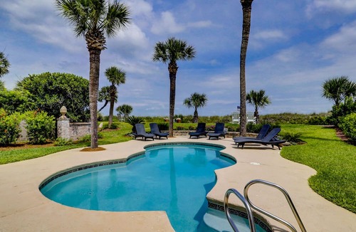 Shipyard Plantation Villa | 124 North Forest Beach Court
