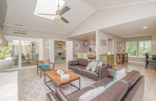 Palmetto Dunes Cottage | Mooring Buoy 187 by Hilton Head Retreats