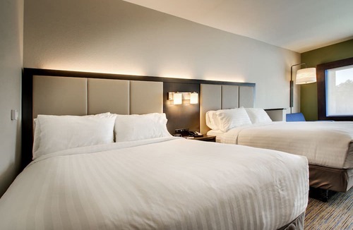 Summerville Hotel | Holiday Inn Express & Suites Summerville by IHG