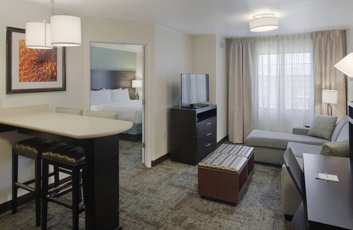 Fayetteville Hotel | Staybridge Suites Fayetteville/Univ Of Arkansas by IHG