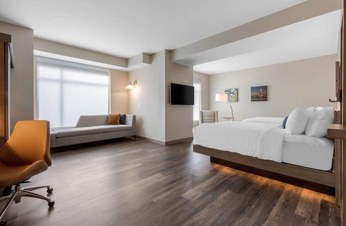 Mount Pleasant Hotel | Cambria Hotel Mount Pleasant – Charleston