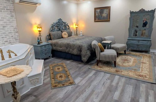 Historic Downtown Savannah Bed & Breakfast | McMillan Inn Bed and Breakfast