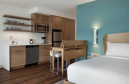 North Charleston Hotel | Element by Marriott Charleston Airport