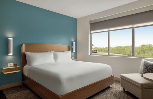 North Charleston Hotel | Element by Marriott Charleston Airport