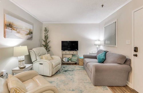 Palmetto Dunes Apartment | 'wright by the Beach': Hilton Head Condo w/Perks