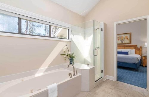 The Cottages Resort | Coral Reef/Sands Resort - 3br suite -Sunday check-in