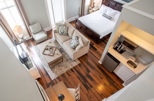 Historic District - North Hotel | Olde Harbour Inn