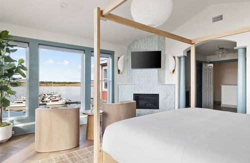 Folly Beach Bed & Breakfast | Regatta Inn Folly Beach