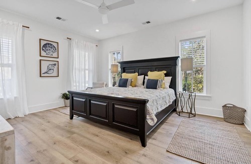 Edisto Island House | New! Heart & Sol, 4 BR & 4.5 Bah, Views of Pond next door & Short Walk to Beach!