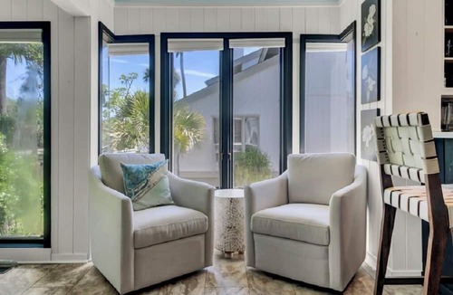Twin Oaks Condo | Award-Winning Resort Amenities | Racquet Club Villa 37