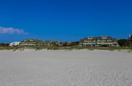 Isle of Palms Condo | Ocean Views! Wonderful Screened Porch w/Access to the Community Pool, Grills, Boardwalk & Beach!