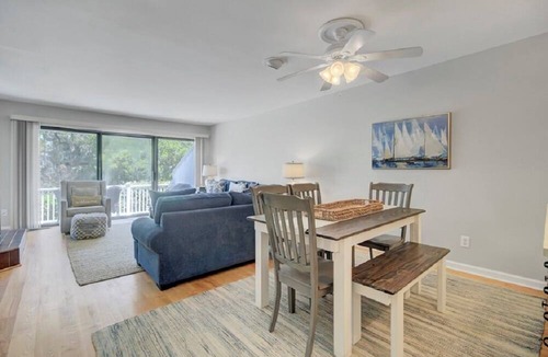 Isle of Palms Condo | Award-Winning Resort Amenities | Racquet Club 2