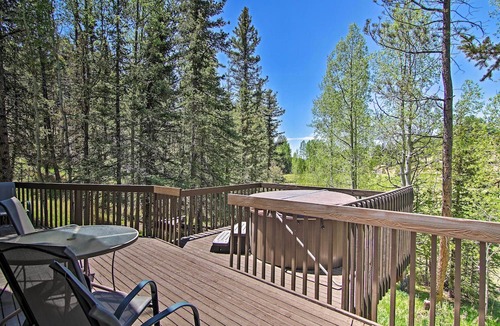 Florissant Cabin | Florissant Hilltop Hideaway w/Porch, Pond View