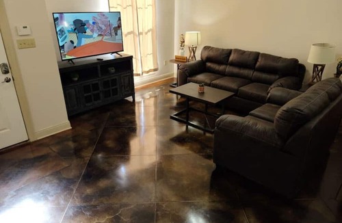 Pine Grove Apartment | Chateau 18, spacious townhouse in Tickfaw, LA