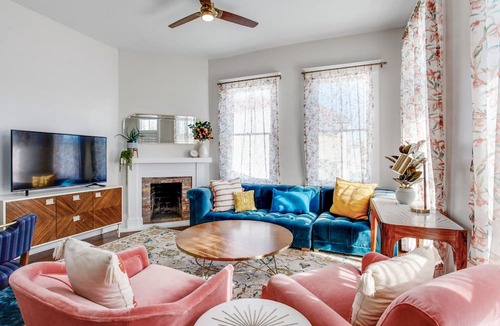 Metropolitan Apartment | High Style, Fun Decor, Awesome Location! 117D by Forsyth Park