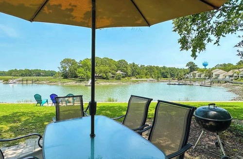 South Beach Condo | Pet Friendly Villa w/Dock Superb View Hilton Head