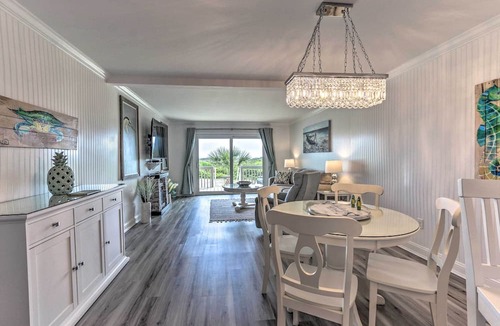 Oceanmarsh Subdivision Condo | Harbor Island Beach Retreat - Steps to Ocean!
