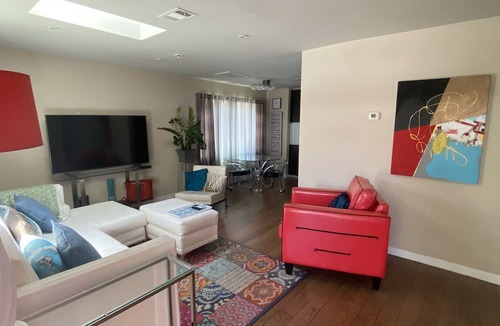 West Hollywood House | Chic Modern 2bed2bath house 195 p nt West Hollywood min 30days min/60days max