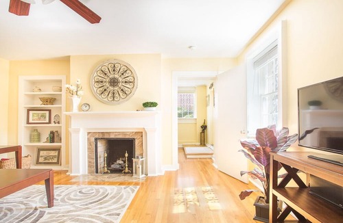 Historic Downtown Savannah Apartment | Garden Home on Jones Street Across from Clary's by Lucky Savannah