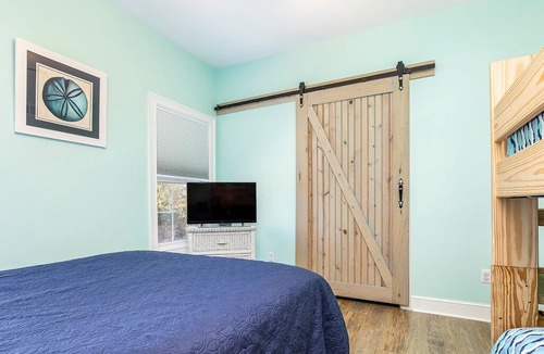 Tybee Island Condo | Bay View Villas 101 | Water Views, Community Pool