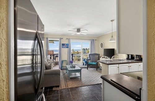 Isle of Palms Condo | Oceanfront Sea Cabin on the Front Beach of Isle of Palms
