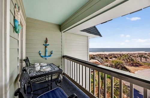 Isle of Palms Condo | Oceanfront Sea Cabin on the Front Beach of Isle of Palms