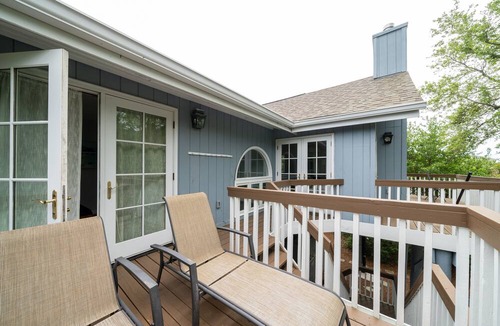 Seabrook Island House | Home on Beach Boardwalk! Sleeps 8! Distant Ocean Views! Close to Pools! Amenity Cards!