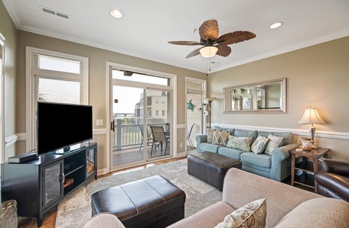 Folly Beach Condo | 17 Turtle Bay - Riverfront Townhouse Next to the Pool - End Unit