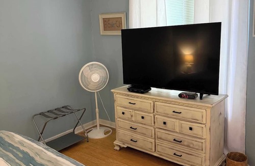 Oceanmarsh Subdivision Condo | Beach house villa! Screened in porch, with views!