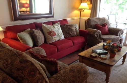 Demere Park Condo | Close to Beach & Pier. Ocean Walk. 2 Pools. 5 Star Reviews.