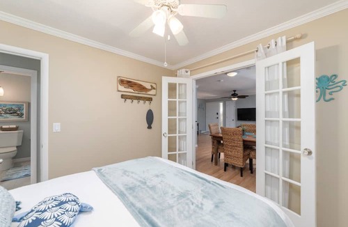 Hilton Head Island Condo | Beautiful 5 Star condo in tropical oasis- Perfect location! S Forest Beach!