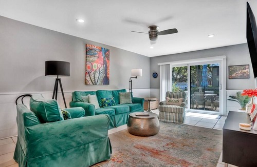 Harbour Town Condo | 807 Clipper Court/2BR/2.5BA/THSE/Sofa Bed/Smart TV's/WIFI/Pool/Grill