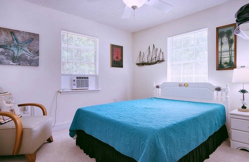Edisto Island House | The Edisto Escape 5 Min Drive From Beach - 3bdrm, sleeper, NEW Queen Beds!