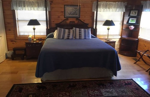 Parthenon Cabin | My Blue Heaven Cabin. Little Buffalo River access. A stargazer's delight!