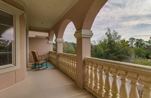 Palmetto Dunes House | Private Beach House with Bunk Beds & Elevator