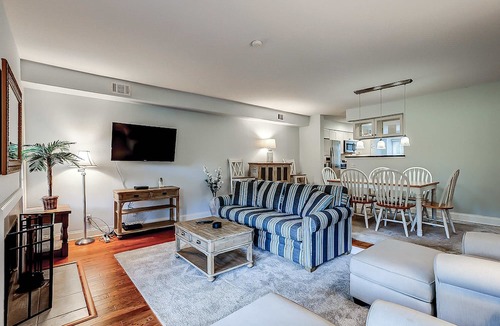 Shipyard Plantation Condo | Intimate, Yet Spacious Villa with Shared Pool and Tennis - Walk to the Beach
