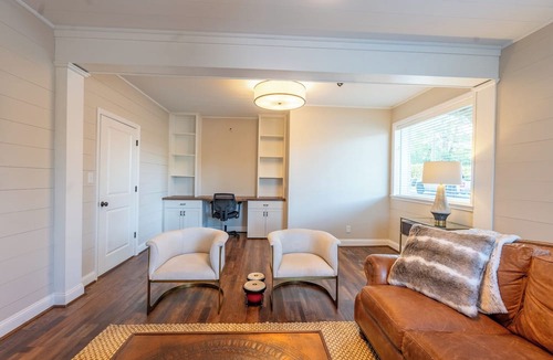 Thunderbolt Condo | Modern Coastal Cottage-Easy Savannah & Tybee Island Access