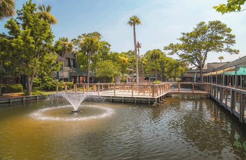 North Forest Beach Apartment | Sandy Toes at The Sands | Walk to Coligny Beach