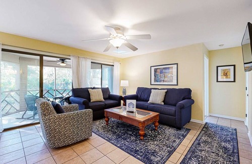 Kiawah Island Condo | Waterfront Family Retreat with Pond Views - Close to Tennis and Golf - Dogs Welcome